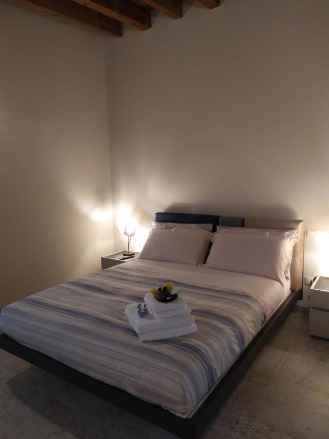 Corte Trento Desenzano del Garda Exterior foto